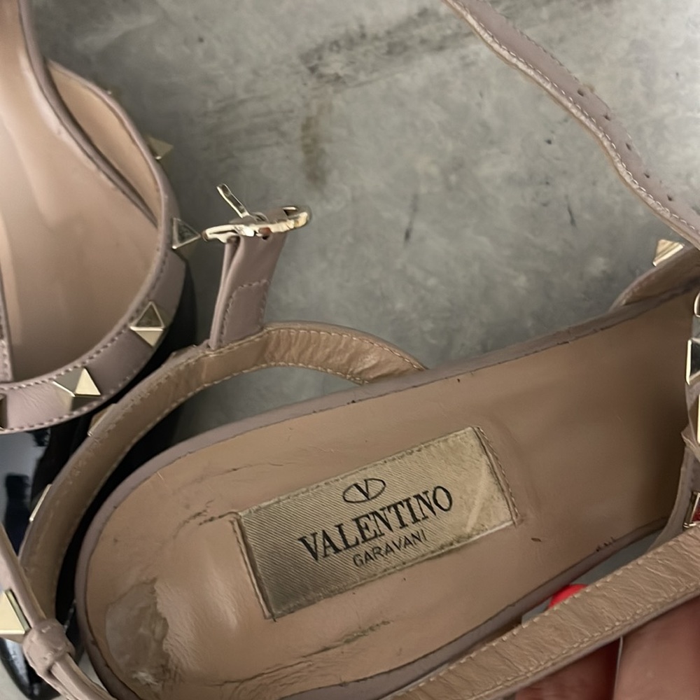 Valentino Garavani Black and Beige Studded Heels - Picture 2 of 4